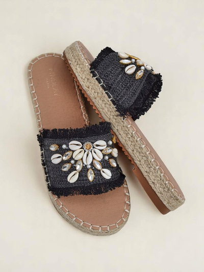Sandales pour femmes Royalfashion Helena Decor espadrilles noires avec coquillages