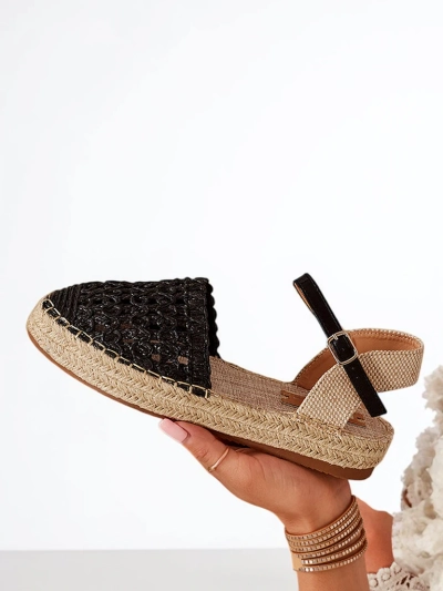 Espadrilles noires pour femmes avec un ajouré Triumf - Footwear