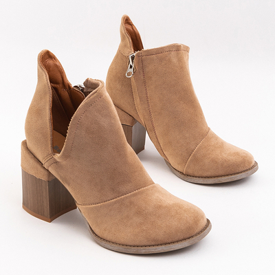 Bottes pour femmes marron clair avec découpes Plinara - Footwear