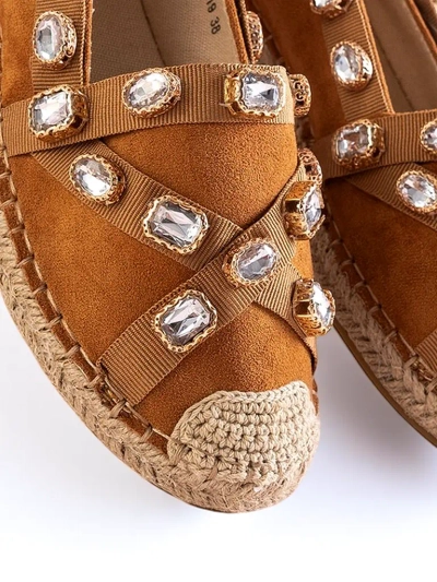 Espadrilles pour femmes avec cristaux Wamba camel - Chaussures