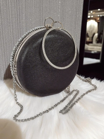 Royalfashion Pochette pour femme avec zircons Elira Noir