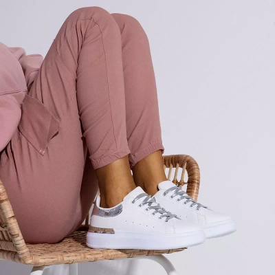 OUTLET Chaussures de sport femme blanches et argentées Pamelia - Vêtements