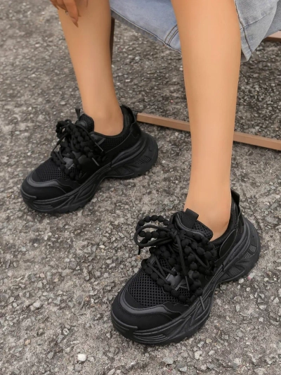 Chaussures de sport pour femmes Royalfashion sur une semelle épaisse Loness