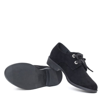 Czarne półbuty Lele- Obuwie