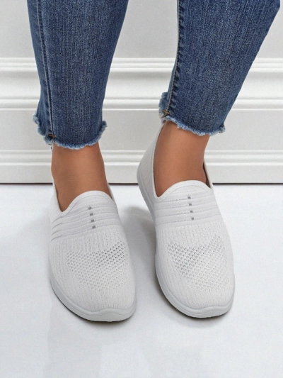 Slip-ons pour femmes blanches en tissu Callisto - chaussures légères pour le printemps et l'été