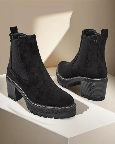 Bottines pour femmes en éco-suède Royalfashion sur une dernière Segori
