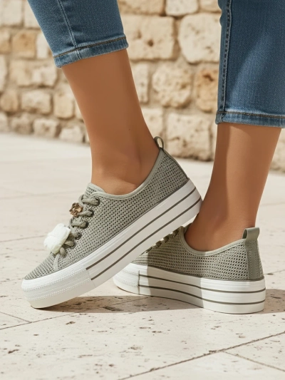 Baskets perforées Royalfashion pour femmes avec décorations Osdo