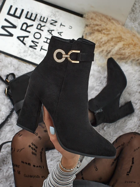 Bottines femme en éco-daim à talons épais Victi