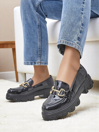 Royalfashion Mocassins pour femmes en cuir verni avec décoration Velours noir