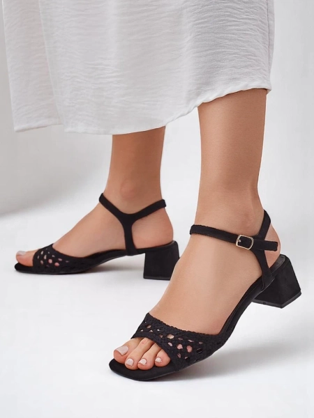 Sandales perforées Royalfashion pour femmes Azopi