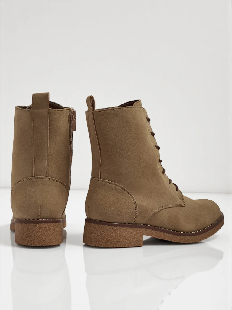 Bottines lacées mates en cuir écologique pour femmes Treviline