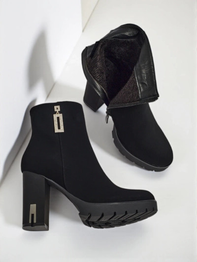 Bottines Stella Noires Élégantes pour le Printemps