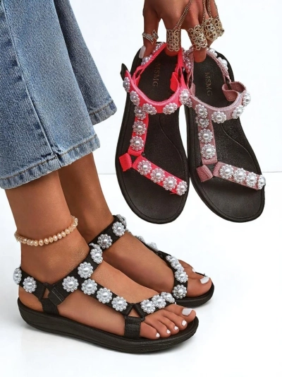 Sandales pour femmes Royalfashion Perseida noires à plateforme avec des perles