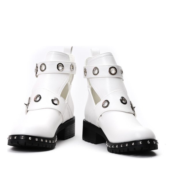 Białe workery z wycięciem Kallie- Obuwie