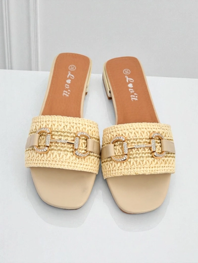 Royalfashion Sandales plates tressées pour femmes avec ornement Aeterna