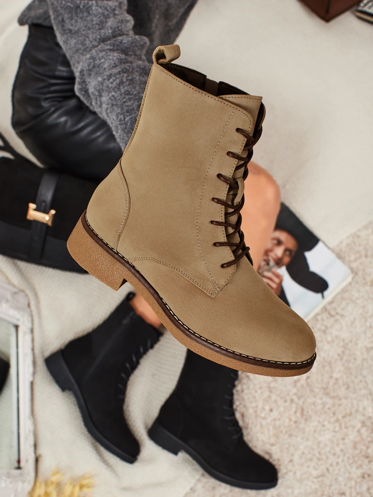 Bottines lacées mates en cuir écologique pour femmes Treviline