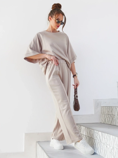 Ensemble Royalfashion pour femmes avec manches courtes et pantalons évasés