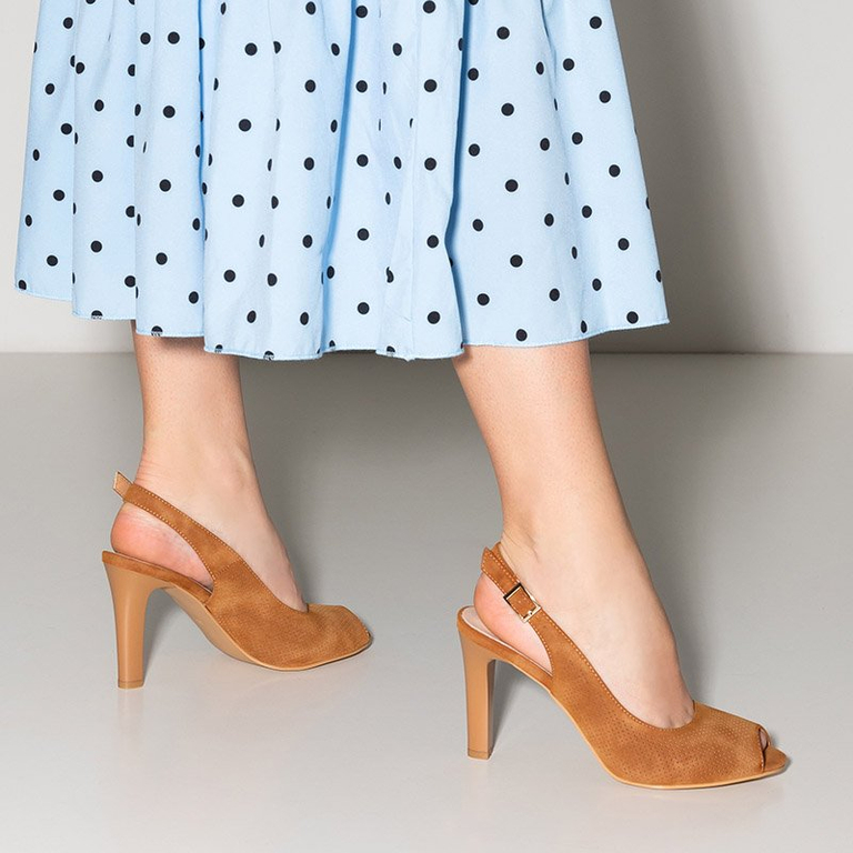 OUTLET Sandales marron ajourées sur tige étroite Phaenna - Footwear