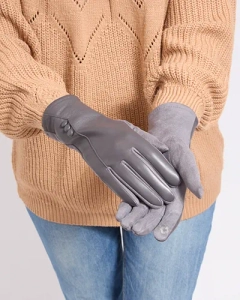 Gris foncé
