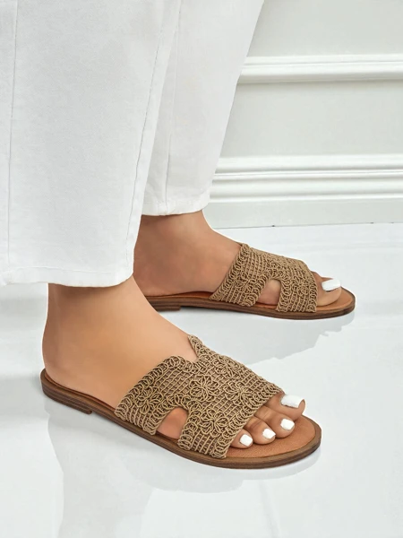 Rpyalfashion Sandales pour femmes avec une bride décorative Braida