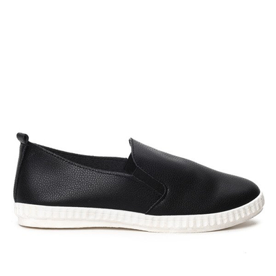 Czarne, klasyczne slip on Kailyn- Obuwie