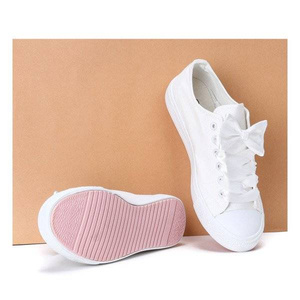 OUTLET Baskets classiques nouées d'un ruban White Milk - Footwear