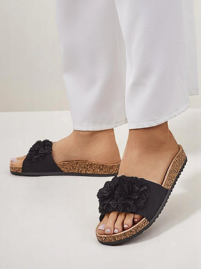 Royalfashion claquettes pour femmes avec accents floraux Occes