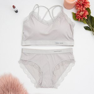 Gris clair || gris pigeon