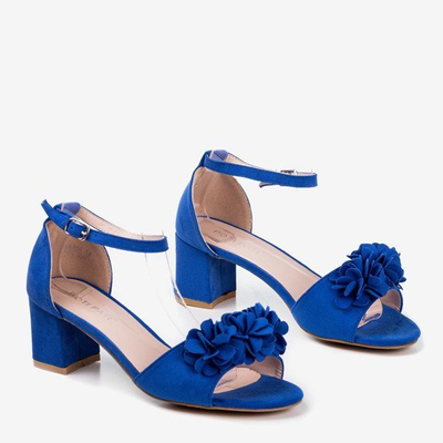 OUTLET Sandales cobalt sur un montant supérieur avec des fleurs Rewolina - Chaussures