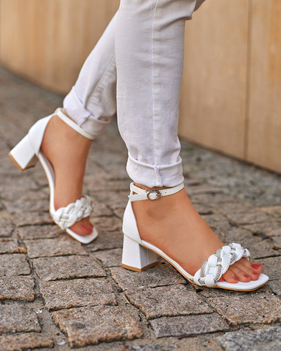 OUTLET Sandales blanches pour femmes sur le poteau de Marienka - Chaussures