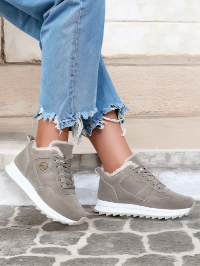 Royalfashion Chaussures de sport isolées pour femme Grey Lahho