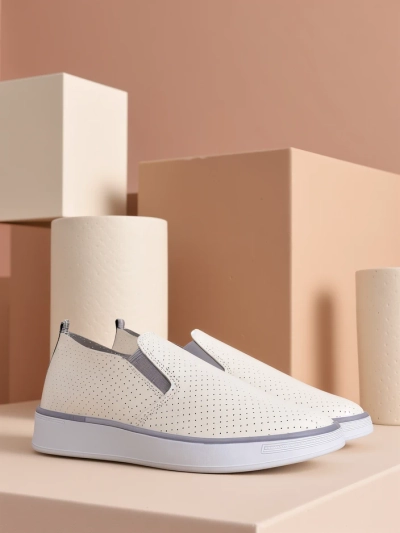 Royalfashion Chaussures de sport perforées pour femmes Musio