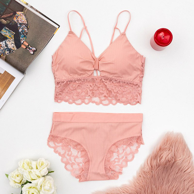 Ensemble lingerie femme rose avec dentelle - Sous-vêtements