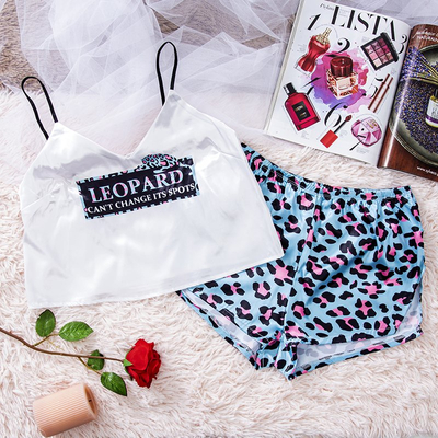 Pyjama femme bleu à imprimé léopard - Vêtements