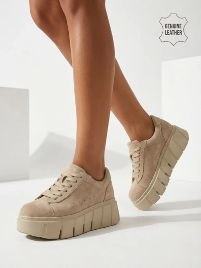 Baskets de sport pour femmes en cuir naturel Eller
