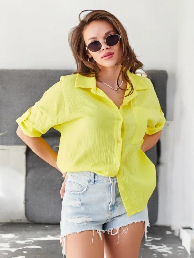 Chemise en coton pour femmes Royalfashion avec embossage et décolleté en V avec des manches 3/4