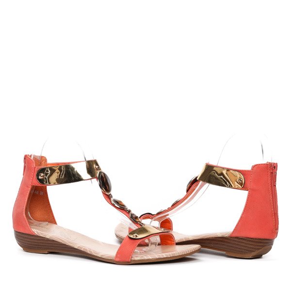 Koralowe sandałki z ozdobami - Obuwie