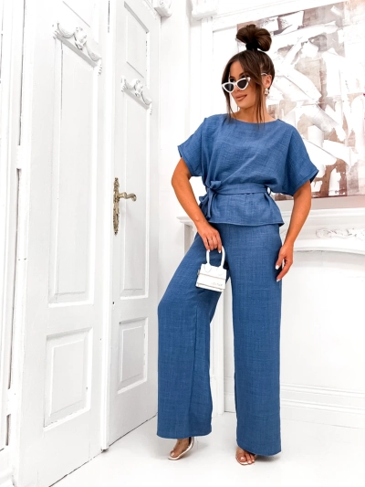 Ensemble Royalfashion pour femmes avec une blouse à manches courtes et un pantalon large