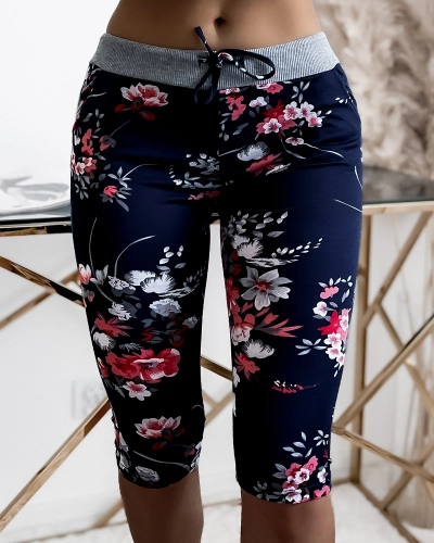 Short 3/4 femme bleu marine à fleurs rouges GRANDES TAILLE - Vêtements
