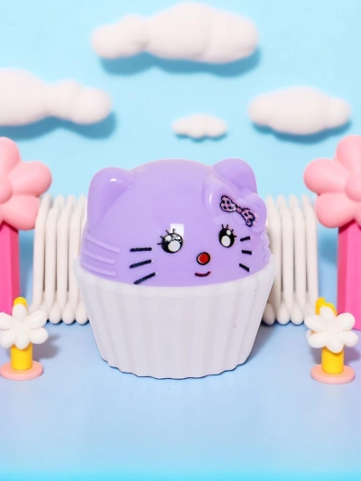 Baume à lèvres pour enfants avec un chaton dans un cupcake - hydrate et régénère