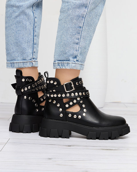 OUTLET Bottes pour femmes noires avec une semelle plus épaisse Avarno- Footwear