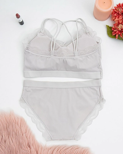 Ensemble lingerie femme gris clair avec dentelle - Sous-vêtements