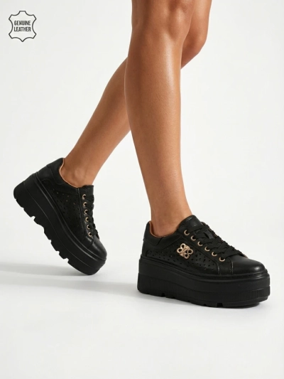 Baskets de sport ajourées en cuir naturel pour femmes Atelle