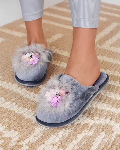 Chaussons en fourrure pour femmes Royalfashion avec fleurs Ederra