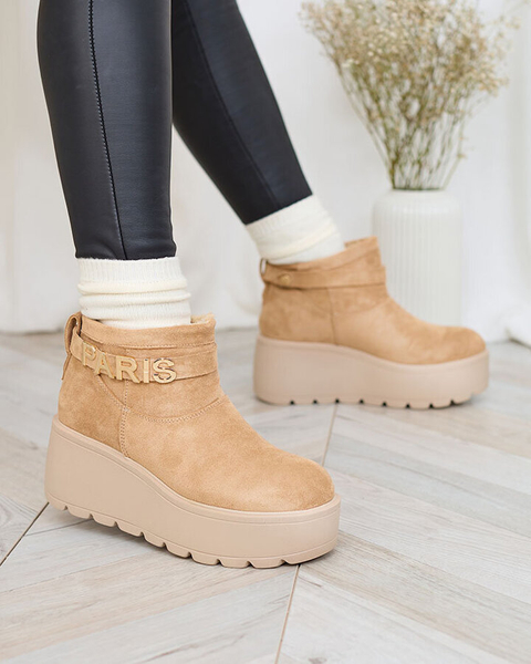 Royalfashion Chaussures pour femmes marron clair a'la bottes de neige avec ornement Parisela