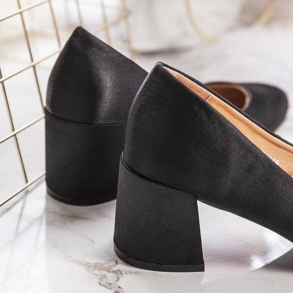 OUTLET Escarpins en satin noir sur tige basse Samira - Footwear