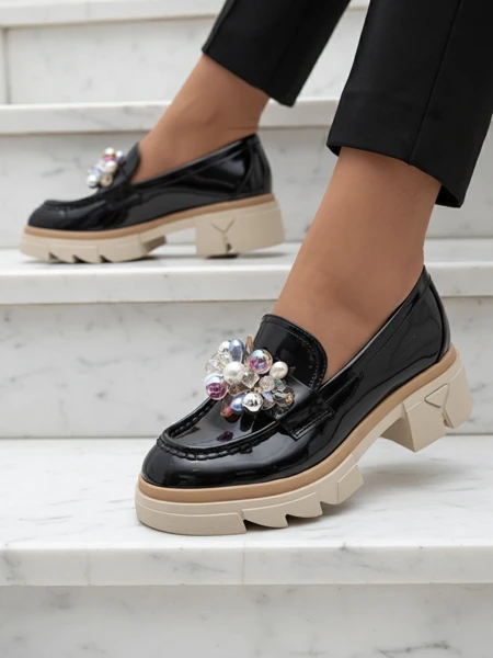 Livia Elegante - Mocassins Noirs Luxueux à Talons Plats