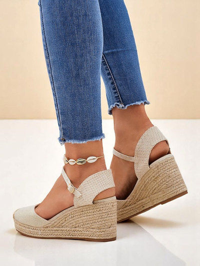 Sandales compensées pour femmes Callista Royalfashion beige cuir écologique