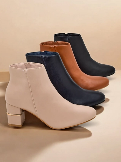 Les bottines pour femmes Royalfashion sur un pilier Afennor