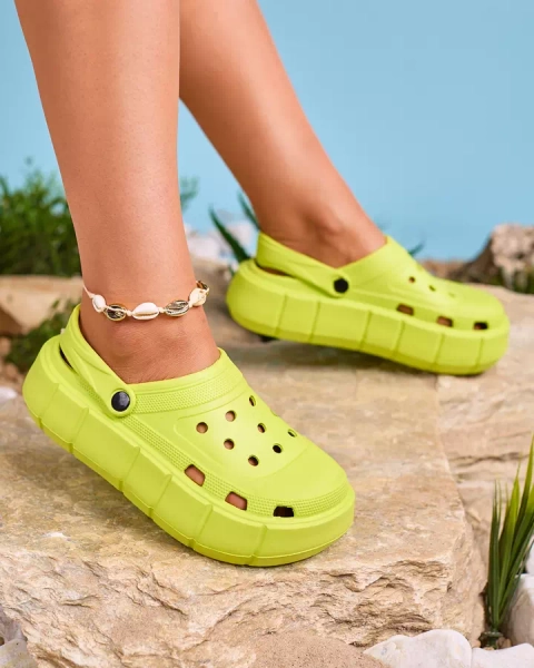 Royalfashion Tongs pour femmes vert fluo avec bordure ajourée Mightty